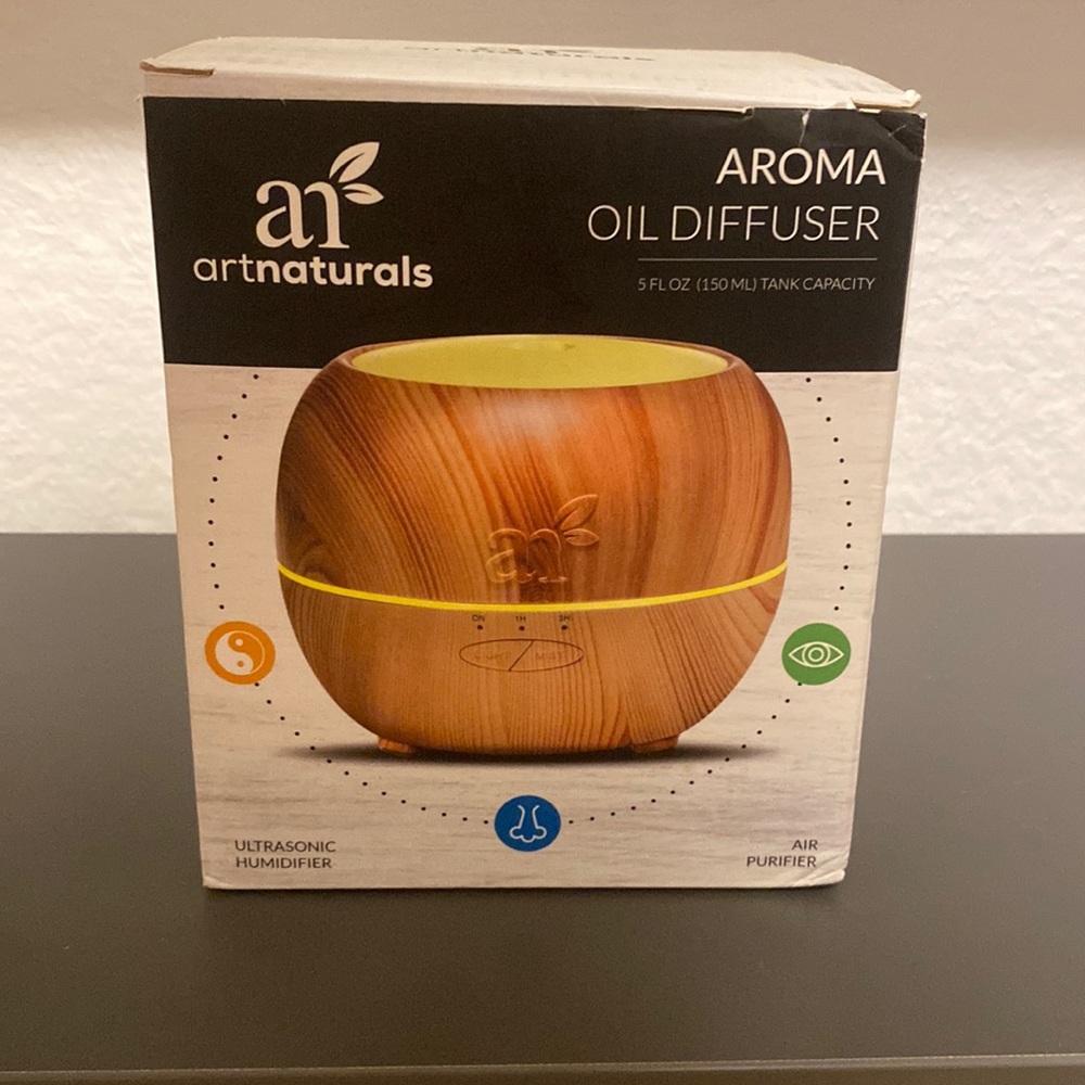 NWT Artnaturals Oil Diffuser